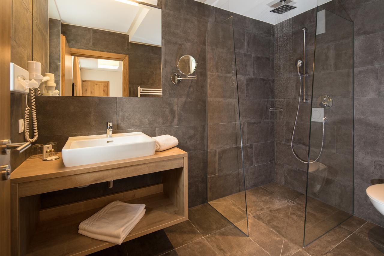 enjoy ischgl Aparthotel Buitenkant foto