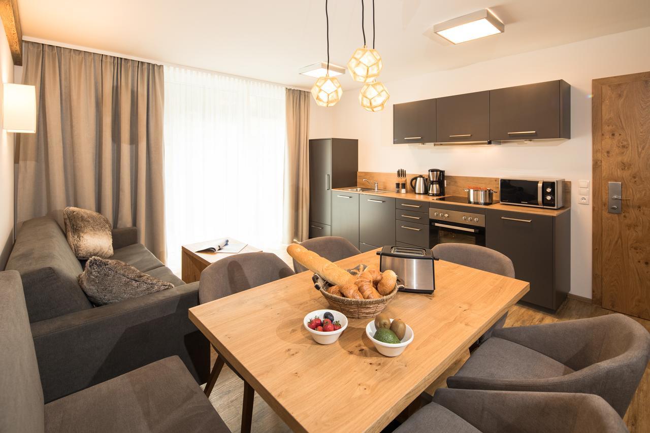 enjoy ischgl Aparthotel Buitenkant foto