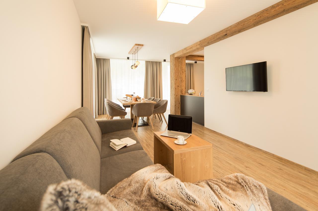 enjoy ischgl Aparthotel Buitenkant foto